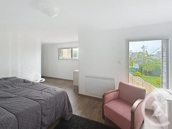 Maison à vendre  5 pièces - 166,66 m 2   PLOUBEZRE  - 22
