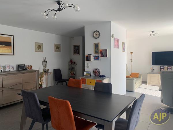 Appartement à vendre Saint Sebastien Sur Loire - 5 pièces, 105m² avec 3 chambre(s) à 429 000€ - AJP Immobilier Saint-Sébastien-sur-Loire