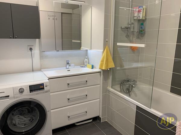 Appartement à vendre Saint Sebastien Sur Loire - 5 pièces, 105m² avec 3 chambre(s) à 429 000€ - AJP Immobilier Saint-Sébastien-sur-Loire
