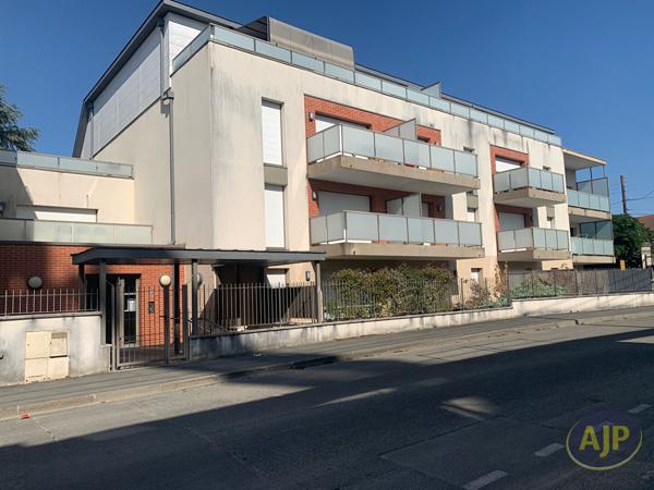 Appartement à vendre Saint Sebastien Sur Loire - 5 pièces, 105m² avec 3 chambre(s) à 429 000€ - AJP Immobilier Saint-Sébastien-sur-Loire