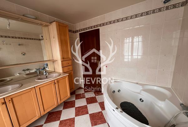 Charleville-Mézières (08000) Maison Charleville-Mézières 5 pièces 147 m2