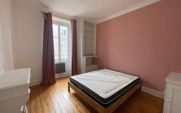 Appartement à louer    3 pièces • 92,62 m2 Étampes