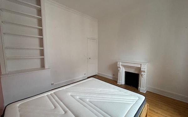 Appartement à louer    3 pièces • 92,62 m2 Étampes