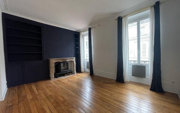 Appartement à louer    3 pièces • 92,62 m2 Étampes