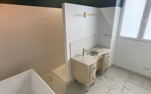 Appartement à louer    3 pièces • 92,62 m2 Étampes