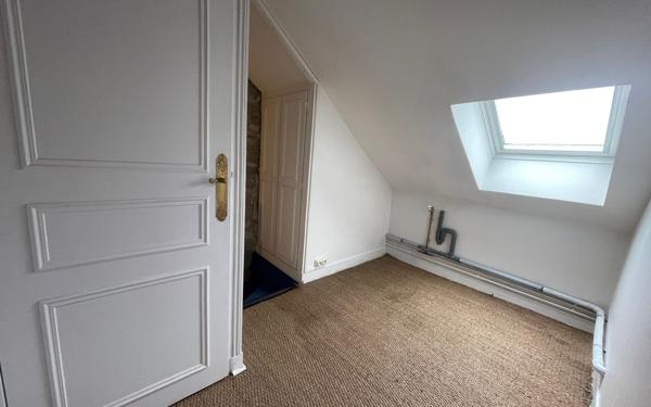 Appartement à louer    3 pièces • 92,62 m2 Étampes