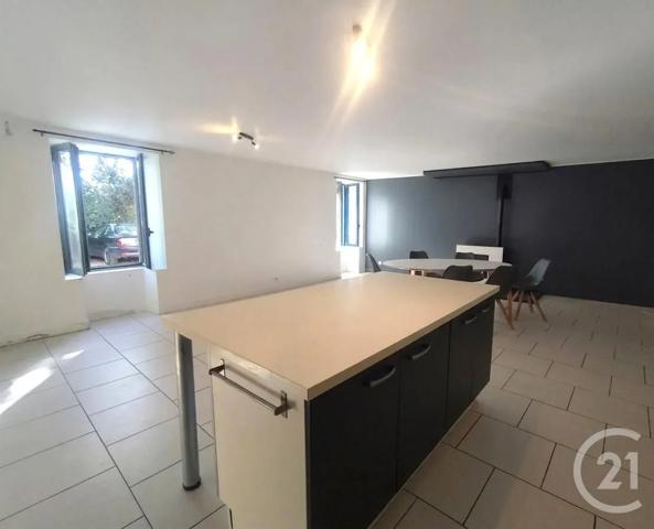 Appartement T3 à vendre  3 pièces - 86,67 m 2   SURZUR  - 56