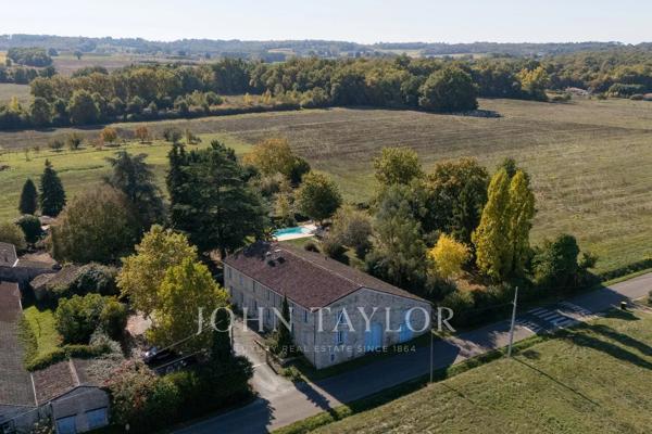 Élégante demeure du XIXᵉ siècle pleine de caractère – à 35 minutes de Bordeaux – John Taylor Bordeaux