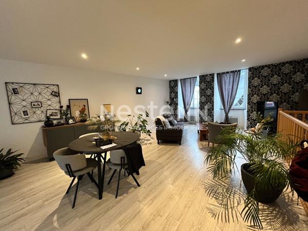 A LOUER - APPARTEMENT 3 CHAMBRES AVEC TERRASSE - CENTRE VILLE DE LOCMINE