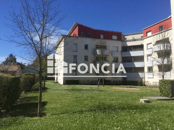 Location Appartement 2 pièces 45 m² - 4 RUE FLEURANCEAU Bruges 33520