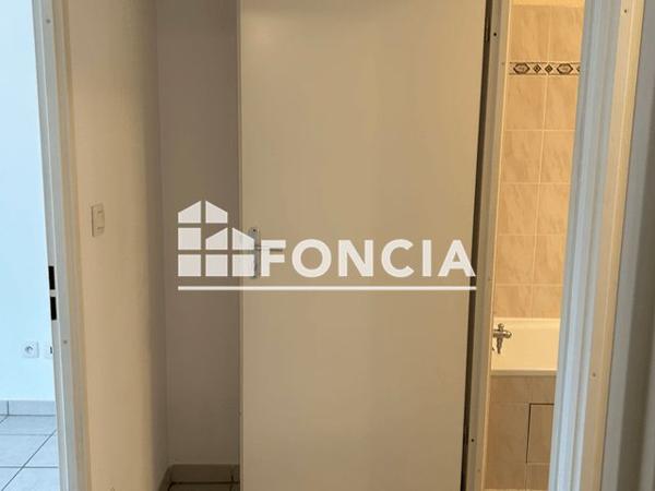 Location Appartement 2 pièces 45 m² - 4 RUE FLEURANCEAU Bruges 33520