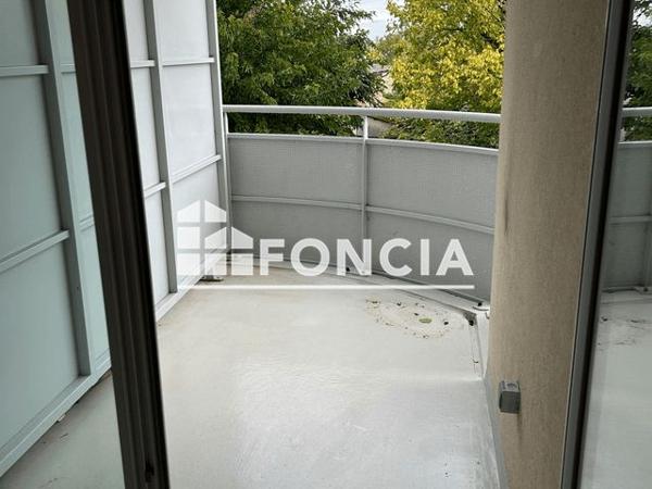 Location Appartement 2 pièces 45 m² - 4 RUE FLEURANCEAU Bruges 33520