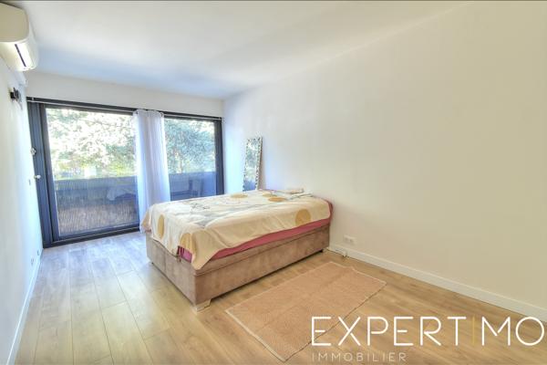 Le Cannet (06110) LE CANNET, 4 Pièces rénové, 104m2 stationnement libre, cave