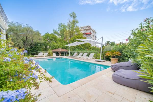 Cannes, Villa 7 Chambres -  226 m² à vendre