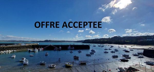 A vendre Bretagne- Finistère sud- Douarnenez-Immeuble à rénover vue mer