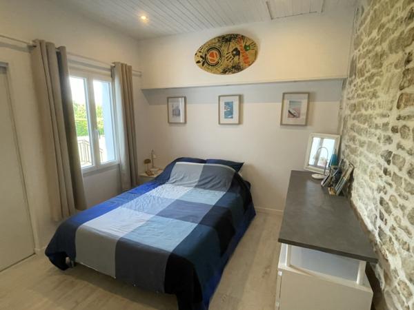 Maison de Village avec piscine et garages Muron (17430)