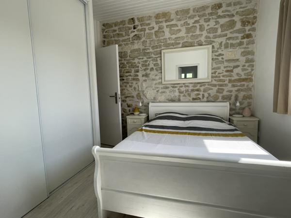 Maison de Village avec piscine et garages Muron (17430)