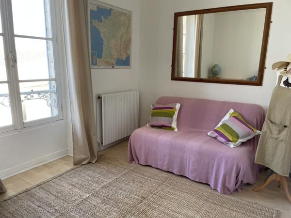 Maison de Village avec piscine et garages Muron (17430)