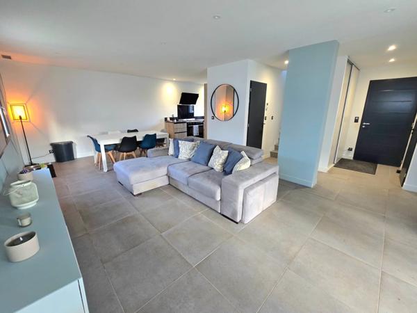 La Penne-sur-Huveaune (13821) Maison 100m2