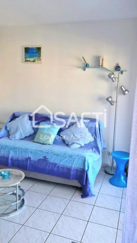 Studio lumineux en bord de mer