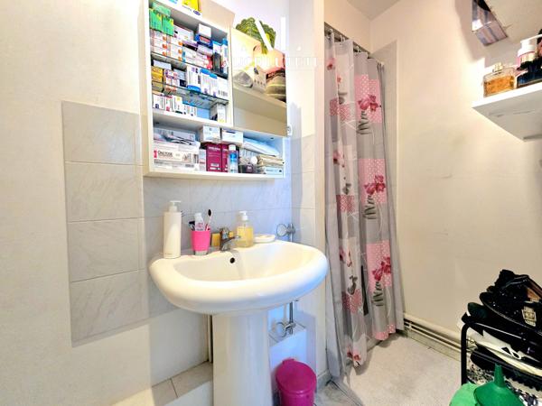 Marseille (13012) BARNEY - Immeuble de 122 m² en plein cœur de SAINT BARNABE