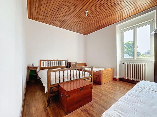 Maison Arzano 4 chambres, avec grand terrain et dépendances, à 10 minutes de QUIMPERLE