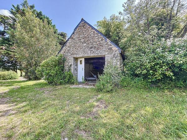 Maison Arzano 4 chambres, avec grand terrain et dépendances, à 10 minutes de QUIMPERLE