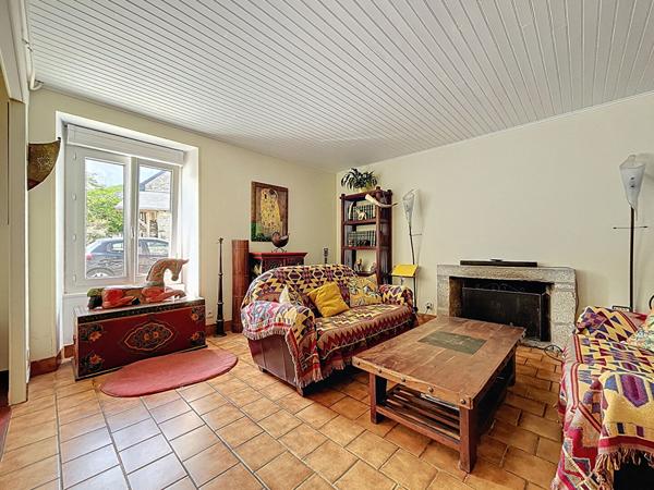 Maison Arzano 4 chambres, avec grand terrain et dépendances, à 10 minutes de QUIMPERLE