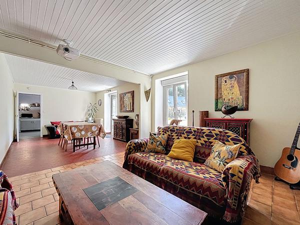 Maison Arzano 4 chambres, avec grand terrain et dépendances, à 10 minutes de QUIMPERLE