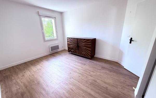 Appartement à vendre    3 pièces • 72,57 m2 Antony