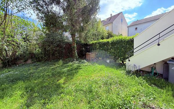 Appartement à vendre    3 pièces • 72,57 m2 Antony