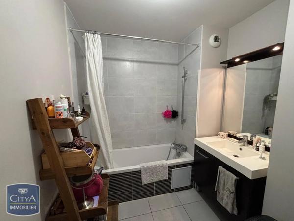 Appartement à louer 2 pièces 46.45m²