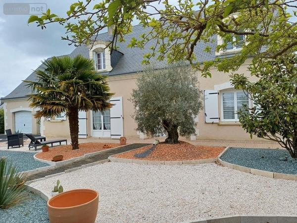 Maison à vendre à Pocé-sur-Cisse dans l'Indre-et-Loire (37530), ref : 046/741