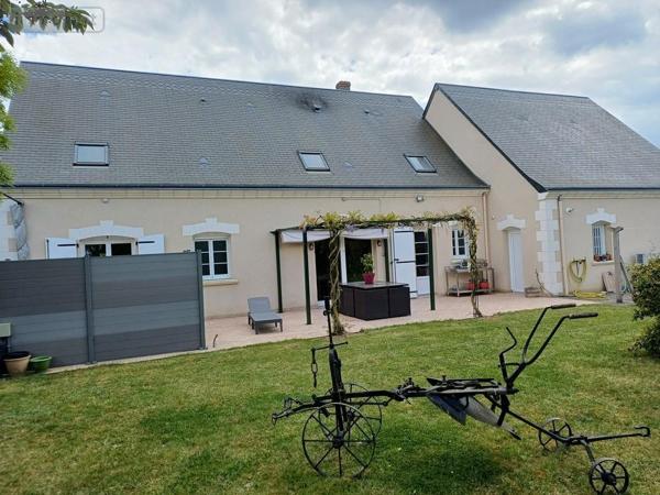 Maison à vendre à Pocé-sur-Cisse dans l'Indre-et-Loire (37530), ref : 046/741