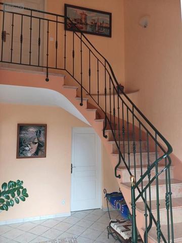 Maison à vendre à Pocé-sur-Cisse dans l'Indre-et-Loire (37530), ref : 046/741