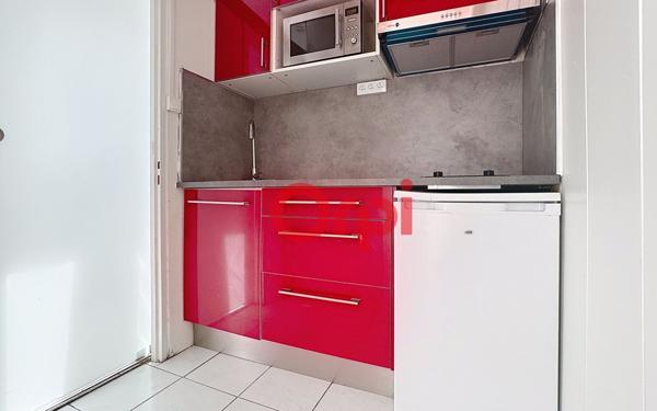 Appartement à vendre    2 pièces • 22 m2 Paris 10