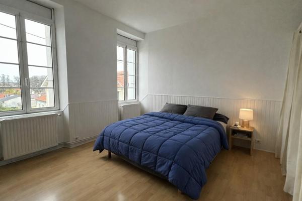 Maison de ville à proximité des commodités