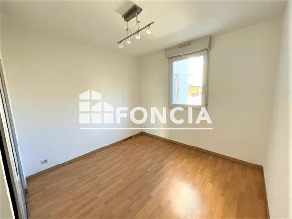 Location Appartement 2 pièces 35.66 m² - 1 RUE DU CDT ROLLAND Marseille 08 13008