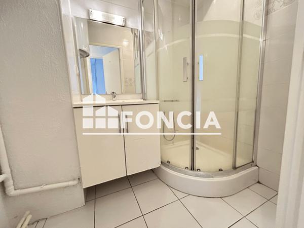 Location Appartement 2 pièces 35.66 m² - 1 RUE DU CDT ROLLAND Marseille 08 13008