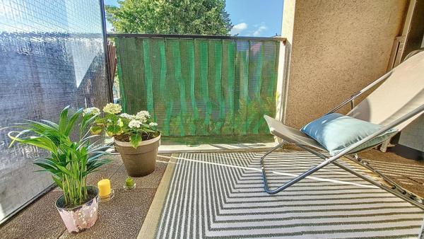 Grand T2 au calme, proche des commodités, AUCUN TRAVAUX