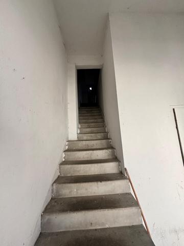 Appartement 132m2 , Bon état  , Bâtiment MARNAY CENTRE / OPPORTUNITE