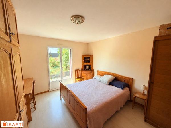 MAISON TRADITIONNELLE 6 CHAMBRES DE 137 M2 SUR TERRAIN DE 1600M2