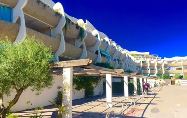 Vente Studio + Parking Privatif rénové(e) Le grau-du-roi   