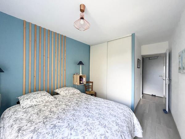 PESSAC- BELLEGRAVE - Appartement 3 pièces - 69m2 - Balcons - Ascenseur - Parking