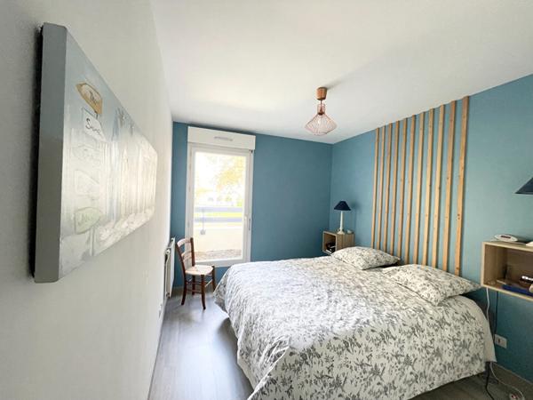 PESSAC- BELLEGRAVE - Appartement 3 pièces - 69m2 - Balcons - Ascenseur - Parking