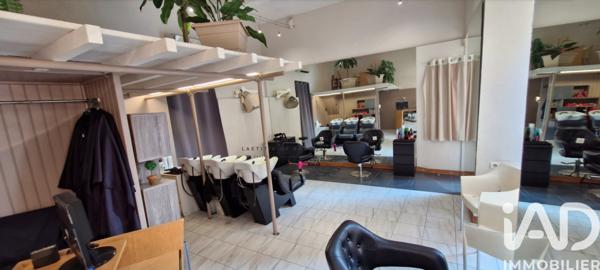 Esthétique, Coiffure​ à vendre 40 m² Nîmes