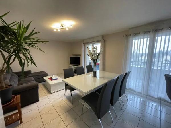 Appartement à louer 3 pièces 65.11m²