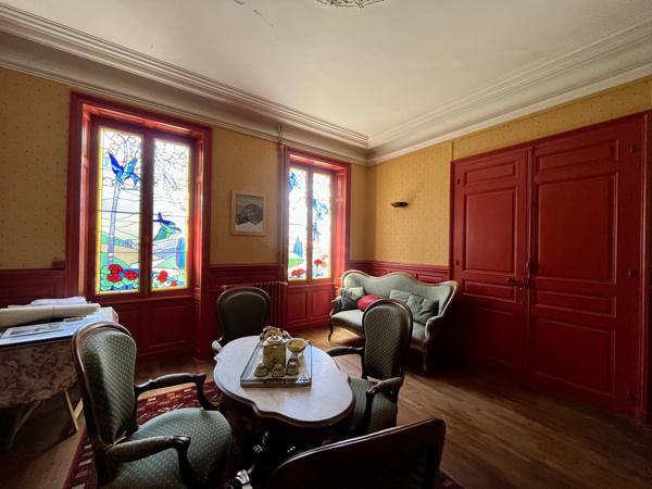 Maison à vendre à Javerlhac-et-la-Chapelle-Saint-Robert (24300) - Dordogne