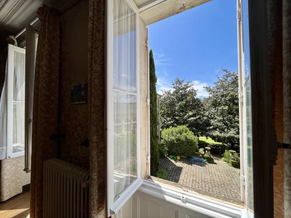 Maison à vendre à Javerlhac-et-la-Chapelle-Saint-Robert (24300) - Dordogne