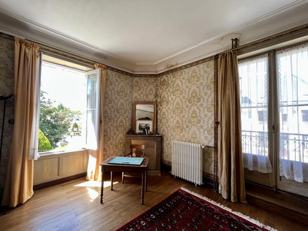 Maison à vendre à Javerlhac-et-la-Chapelle-Saint-Robert (24300) - Dordogne